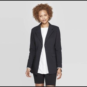 Women’s plus size long sleeve blazer